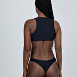 Medium / Black