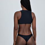 Medium / Black